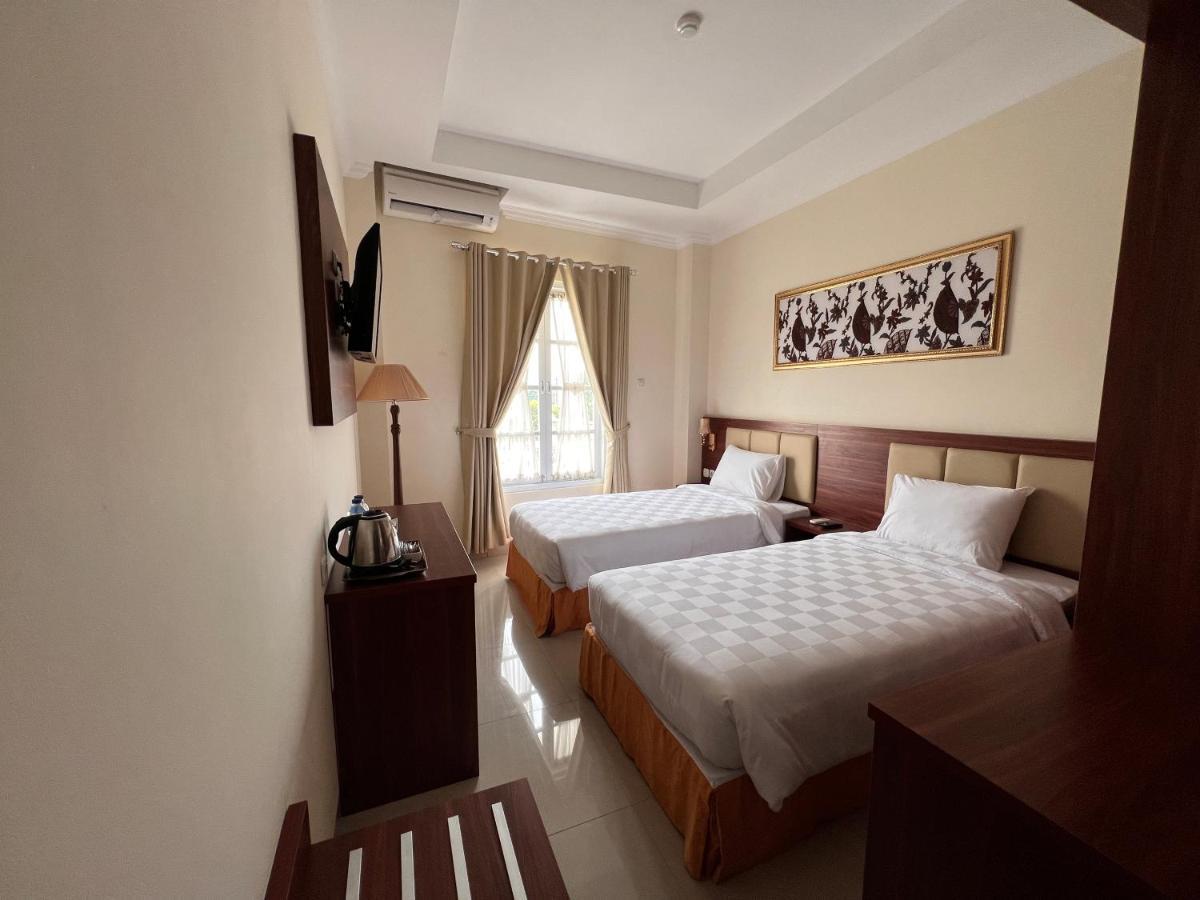 Le Semar Hotel Karawaci Dahung 外观 照片