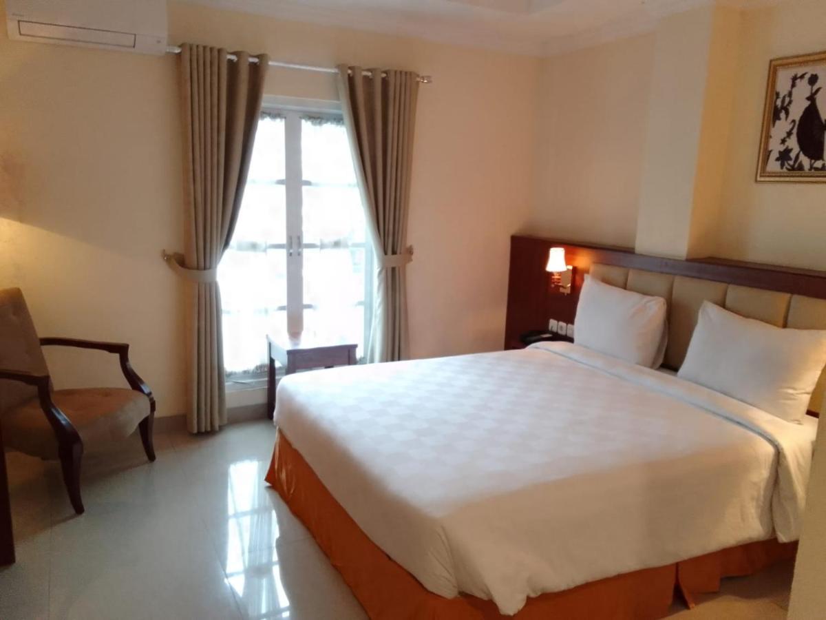 Le Semar Hotel Karawaci Dahung 外观 照片