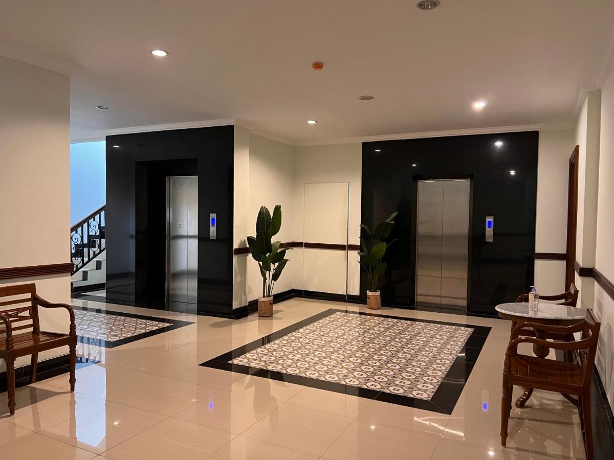 Le Semar Hotel Karawaci Dahung 外观 照片