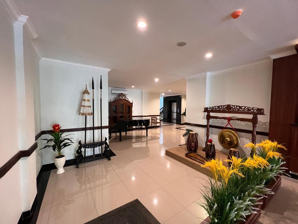 Le Semar Hotel Karawaci Dahung 外观 照片